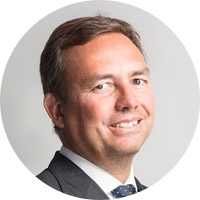 Prof. Dr. João Tiago Silveira (Professor da Faculdade de Direito da Universidade de Lisboa. Advogado coordenador, sócio da sociedade Morais Leitão, Lisboa)